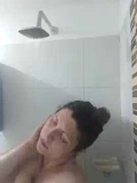 loresexylove online show from 10.31.25