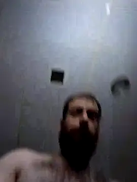 Snapshot of ylansoso chatting on 11.28.25 ylansoso online show from 11.28.25