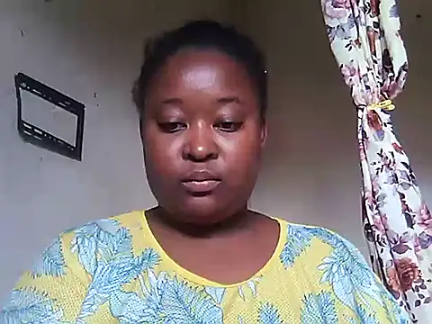 Snapshot of Goddessclarita chatting on 10.22.25 Goddessclarita online show from 10.22.25