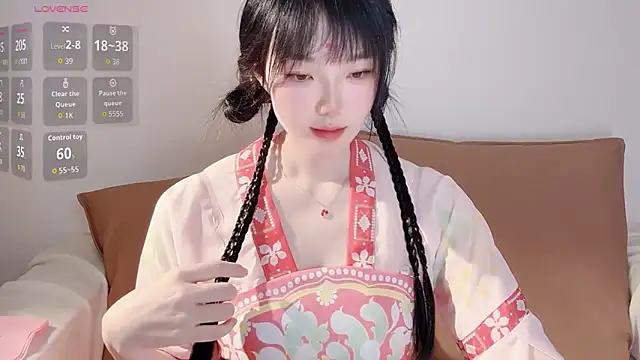 upoo7lt online show from 04.06.26