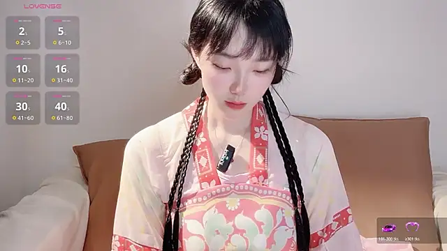 upoo7lt online show from 04.08.26