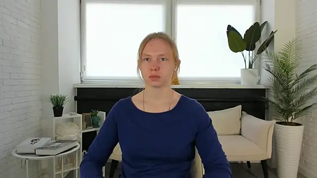 Snapshot of RessiePurtill chatting on 10.23.25 RessiePurtill online show from 10.23.25