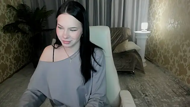 FloraCherry online show from 11.12.25