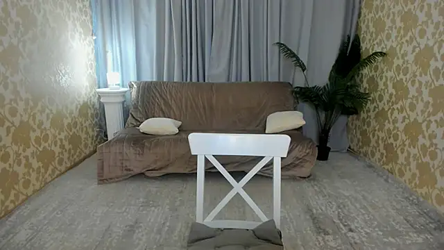 FloraCherry online show from 02.12.26