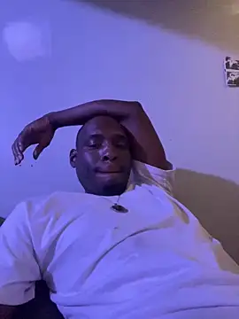 Snapshot of DiabloDicc74 chatting on 10.24.25 DiabloDicc74 online show from 10.24.25