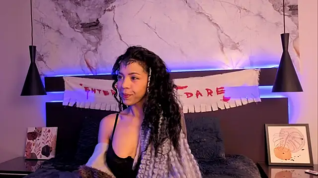 Snapshot of EvaaLilith chatting on 10.25.25 EvaaLilith online show from 10.25.25