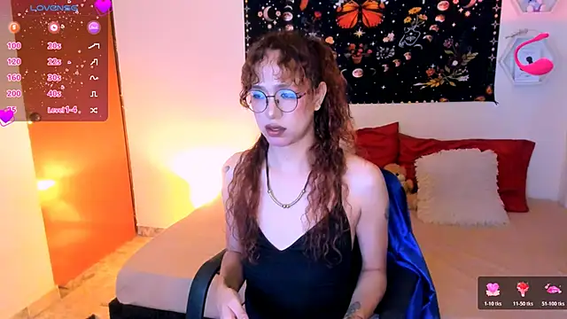 AdelineEsposito online show from 11.22.25