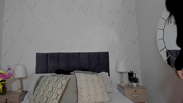 Snapshot of sophie_duval chatting on 10.26.25 sophie duval online show from 10.26.25