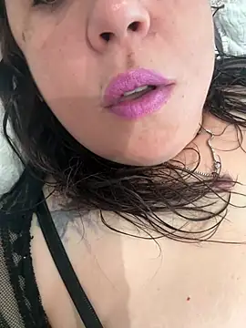 Rheetnena1 online show from 01.14.26