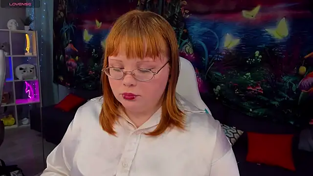 LottieReed online show from 12.19.25