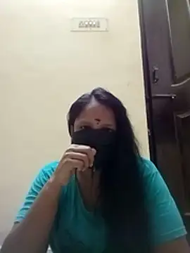 Snapshot of tamilammu1431 chatting on 10.23.25 tamilammu1431 online show from 10.23.25