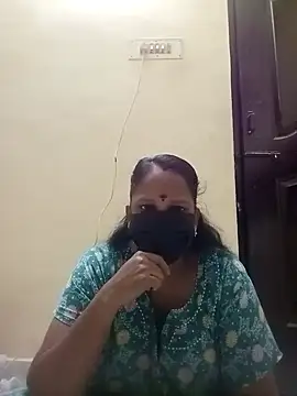 Snapshot of tamilammu1431 chatting on 10.28.25 tamilammu1431 online show from 10.28.25