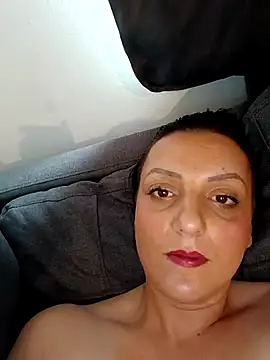 LyndaTruelove online show from 10.25.25