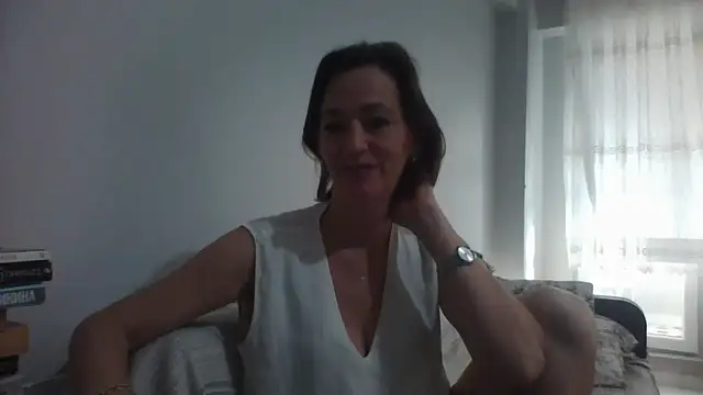 Snapshot of ArianaStarr chatting on 11.03.25 ArianaStarr online show from 11.03.25