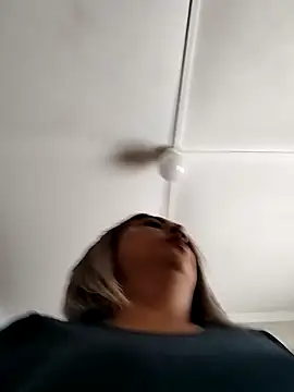 Snapshot of IndianLara chatting on 11.07.25 IndianLara online show from 11.07.25