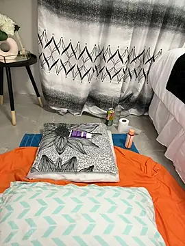 Nicole bash online show from 02.17.26