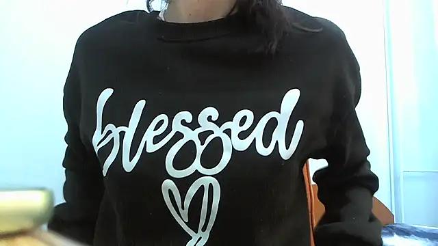 Snapshot of andreea713 chatting on 02.02.26 andreea713 online show from 02.02.26