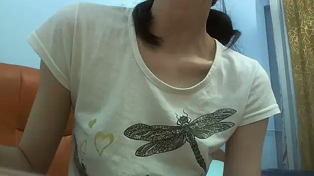 Snapshot of andreea713 chatting on 02.12.26 andreea713 online show from 02.12.26