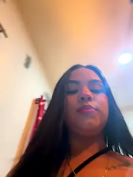 amber white15 online show from 12.17.25