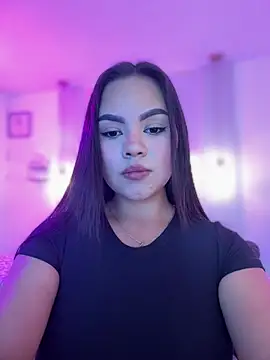 amber white15 online show from 02.18.26