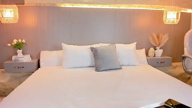 AmyColman  online show from 03.25.26