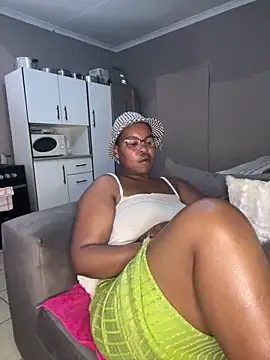 SweetCandy84 online show from 11.23.25