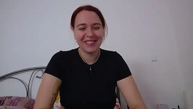 Latexaddictx  online show from 11.08.25