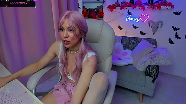 VenusIsLove  online show from 10.26.25