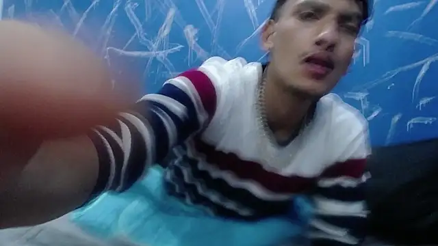 SavageLover  online show from 12.04.25