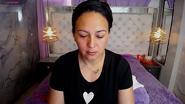 Melissa-roberts online show from 11.15.25