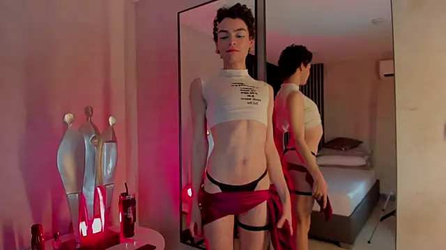 Val Guerra online show from 11.13.25