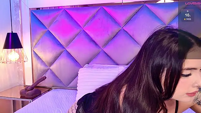  giggy 2 online show from 11.30.25