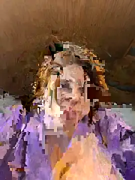 Snapshot of Rosse_Dijon chatting on 10.26.25 Rosse Dijon online show from 10.26.25