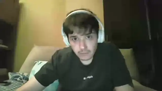 Snapshot of neneaburrido chatting on 11.10.25 neneaburrido online show from 11.10.25