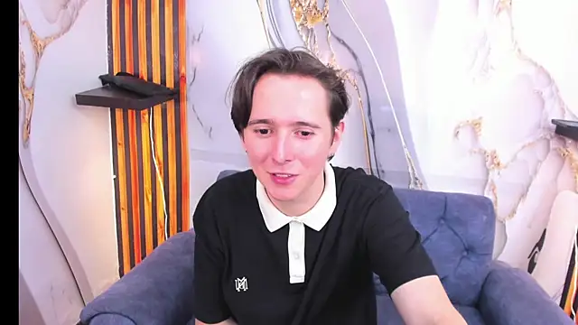 Snapshot of Aaron_LatinMen chatting on 10.26.25 Aaron LatinMen online show from 10.26.25