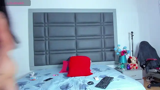 Snapshot of Cattalina_25 chatting on 11.06.25 Cattalina 25 online show from 11.06.25