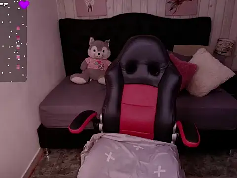  Rachel Jones  online show from 02.18.26