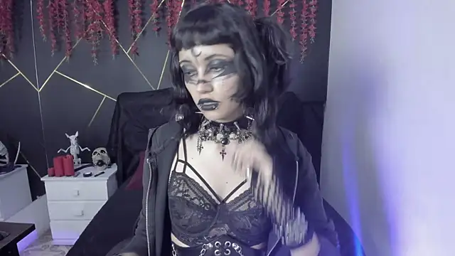 Yueeclipsa online show from 10.29.25