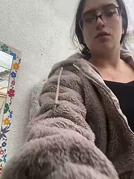 Kloe Novoa online show from 11.14.25