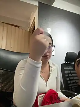 Kloe Novoa online show from 02.14.26