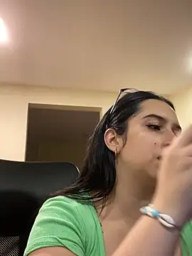 Kloe Novoa online show from 03.18.26