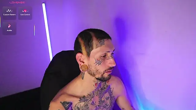 Snapshot of TokyoHatsumoto chatting on 02.28.26 TokyoHatsumoto online show from 02.28.26