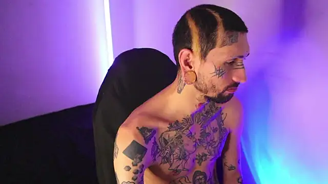 Snapshot of TokyoHatsumoto chatting on 03.01.26 TokyoHatsumoto online show from 03.01.26