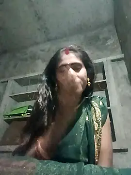 Snapshot of QRANSEXI chatting on 11.08.25 QRANSEXI online show from 11.08.25