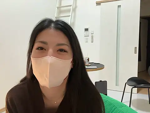 Snapshot of akimix_xoxo chatting on 11.05.25 akimix xoxo online show from 11.05.25