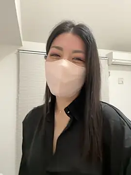 Snapshot of akimix_xoxo chatting on 11.16.25 akimix xoxo online show from 11.16.25