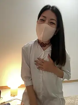 Snapshot of akimix_xoxo chatting on 11.24.25 akimix xoxo online show from 11.24.25