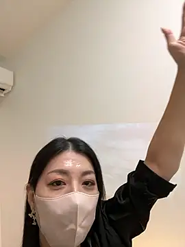 Snapshot of akimix_xoxo chatting on 11.26.25 akimix xoxo online show from 11.26.25