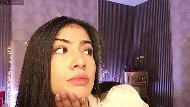 MAIILY TAY online show from 03.03.26