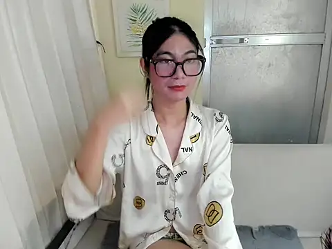 BigCockJade online show from 12.17.25